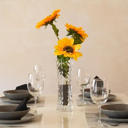 Sunflowers Apartment *