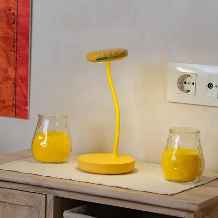 Sunflowers Apartment *