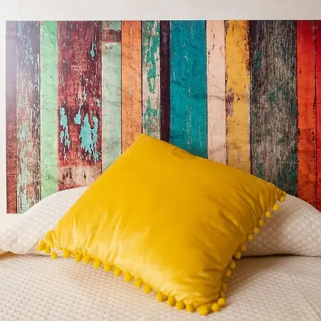 Sunflowers Apartment *